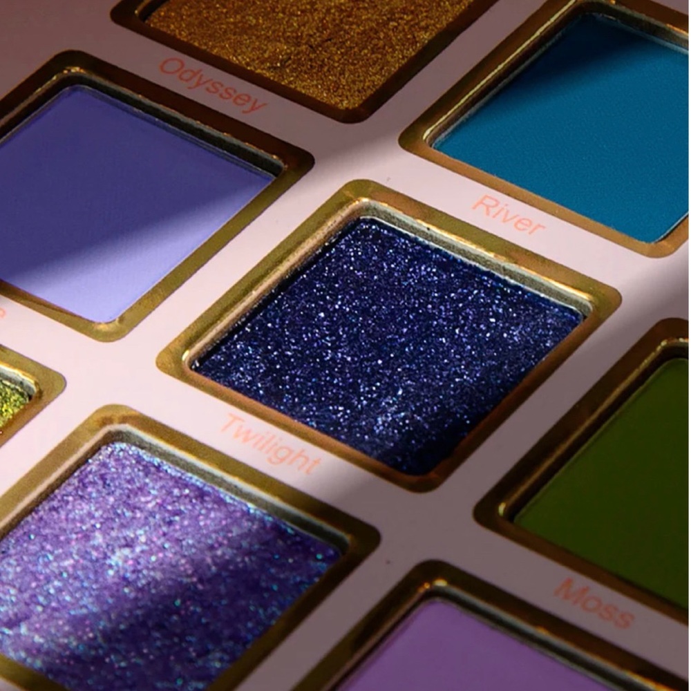 NIB✅Cosmic Brushes Serenity - Picture 14 of 16